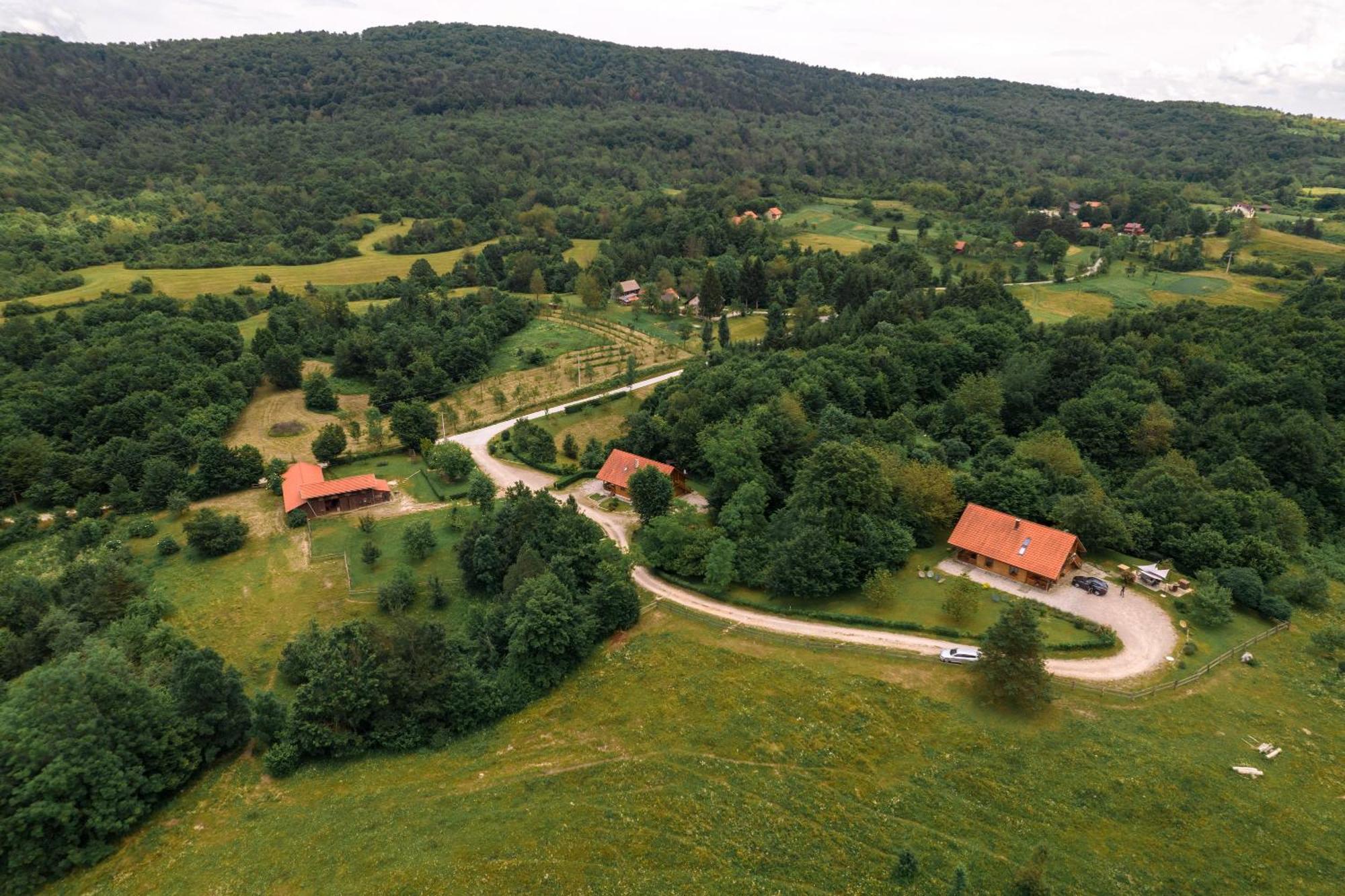 Ranch Jelov Klanac Apartment Rakovica Exterior photo