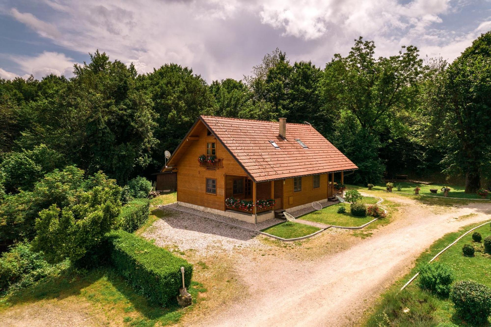 Ranch Jelov Klanac Apartment Rakovica Exterior photo